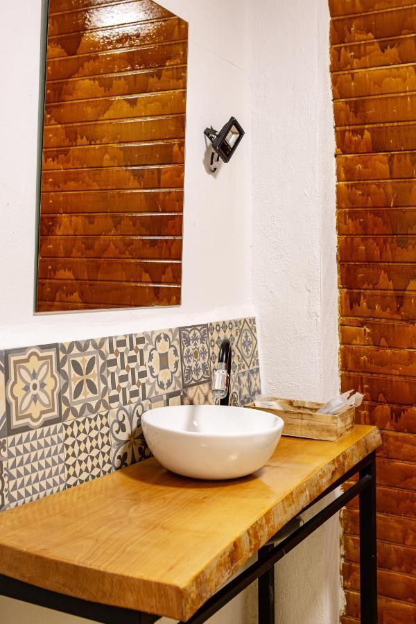Fortress Jacuzzi Suites Xàtiva Kültér fotó