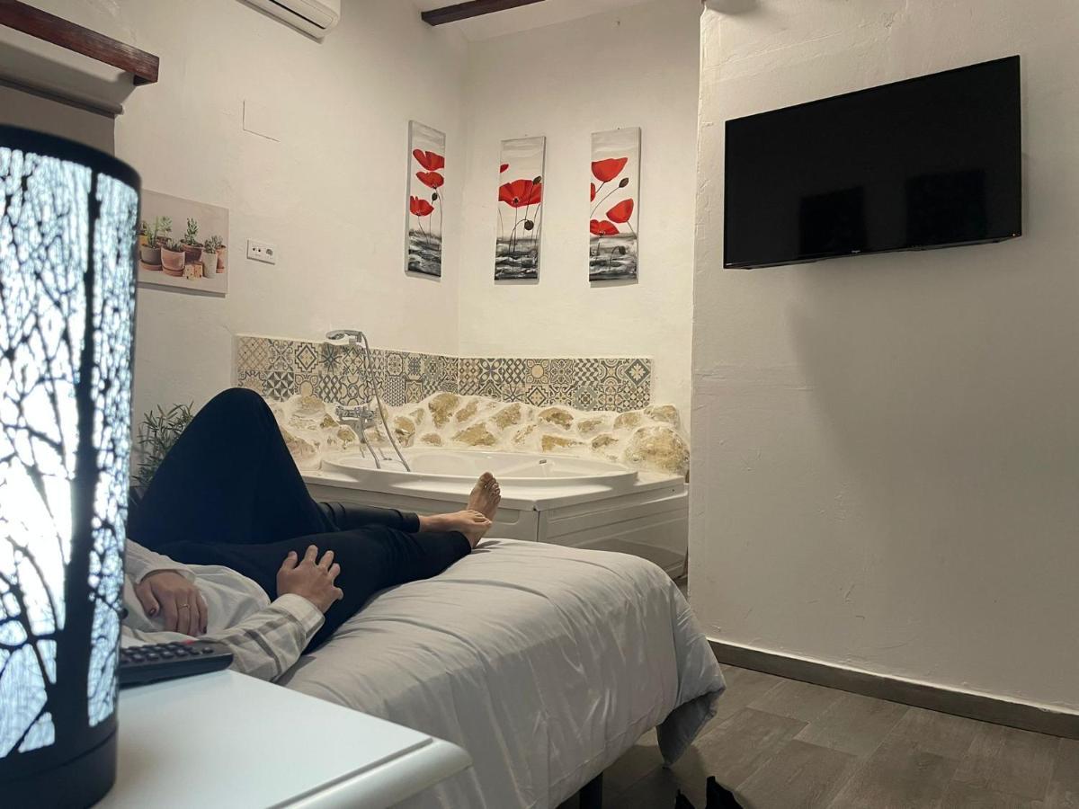 Fortress Jacuzzi Suites Xàtiva Kültér fotó