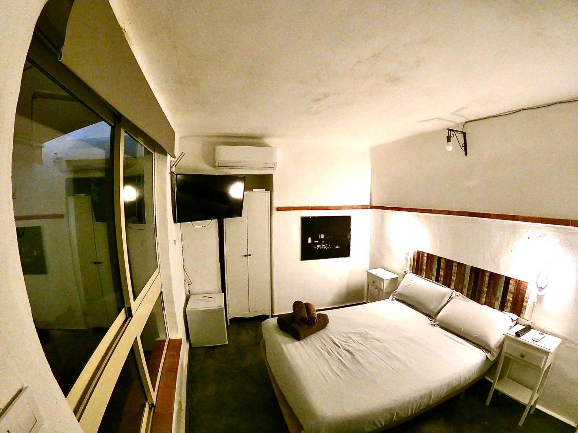 Fortress Jacuzzi Suites Xàtiva Kültér fotó